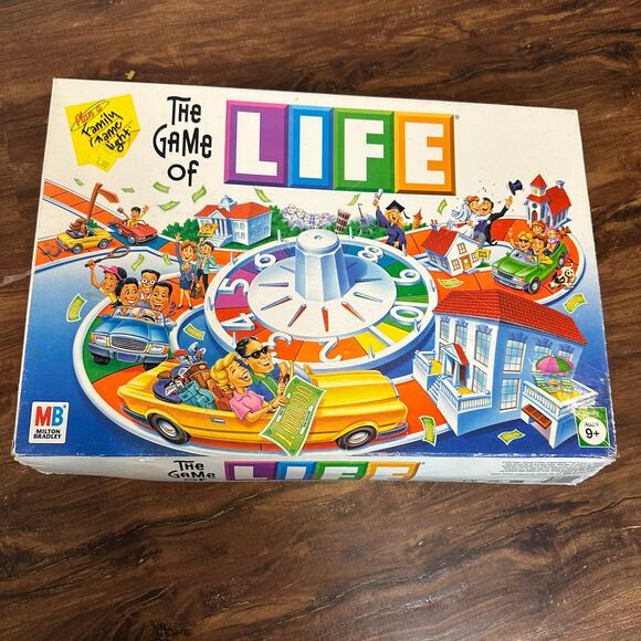 Game of Life Replacement Pieces Parts 7 White Plastic Buildings Houses 2005 - Picture 5 of 6